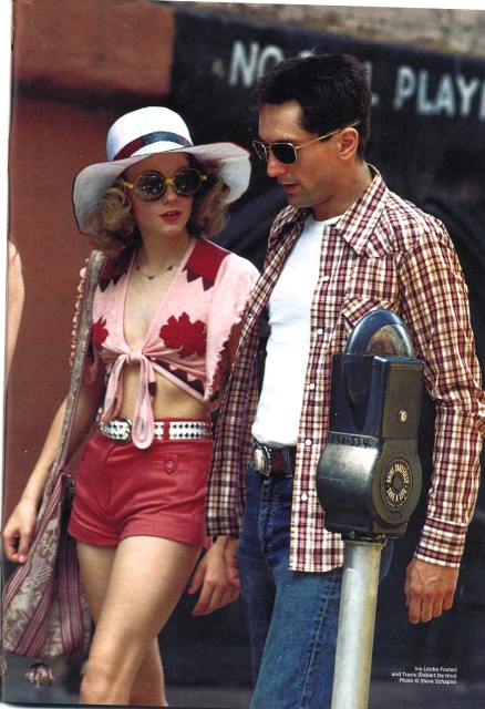 jodie_foster_jodie_and_robert_de_niro_in_taxi_driver_1976_qxVcEi3.sized