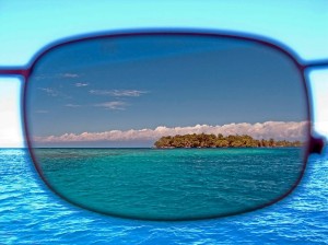 polarized-sunglasses1_beach